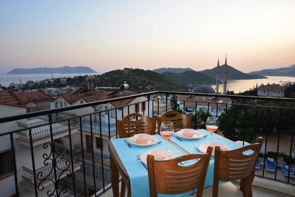 Tugce Apartments Kaş Eksteriør bilde